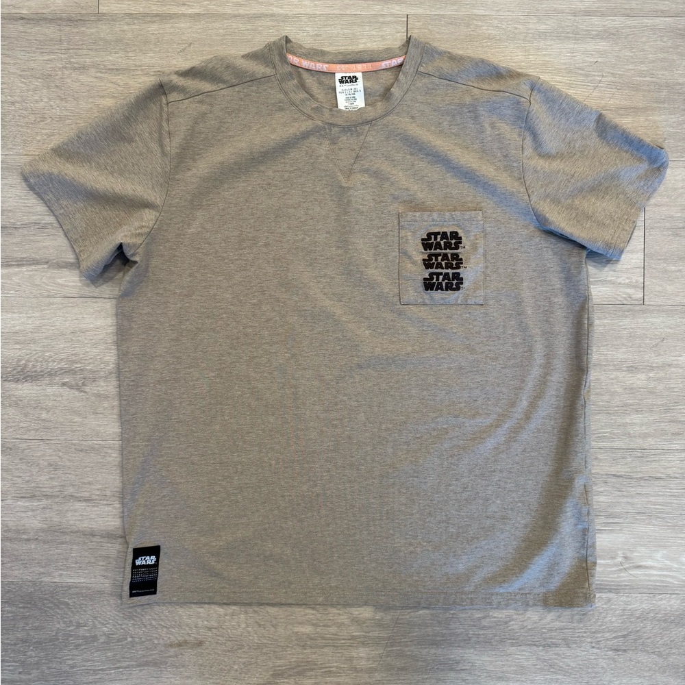 Star Wars Men's Light Gray Pocket Tee with Logo Print